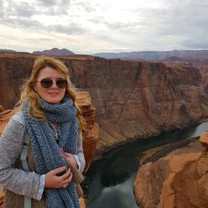 Meet your Posher, Lenuta